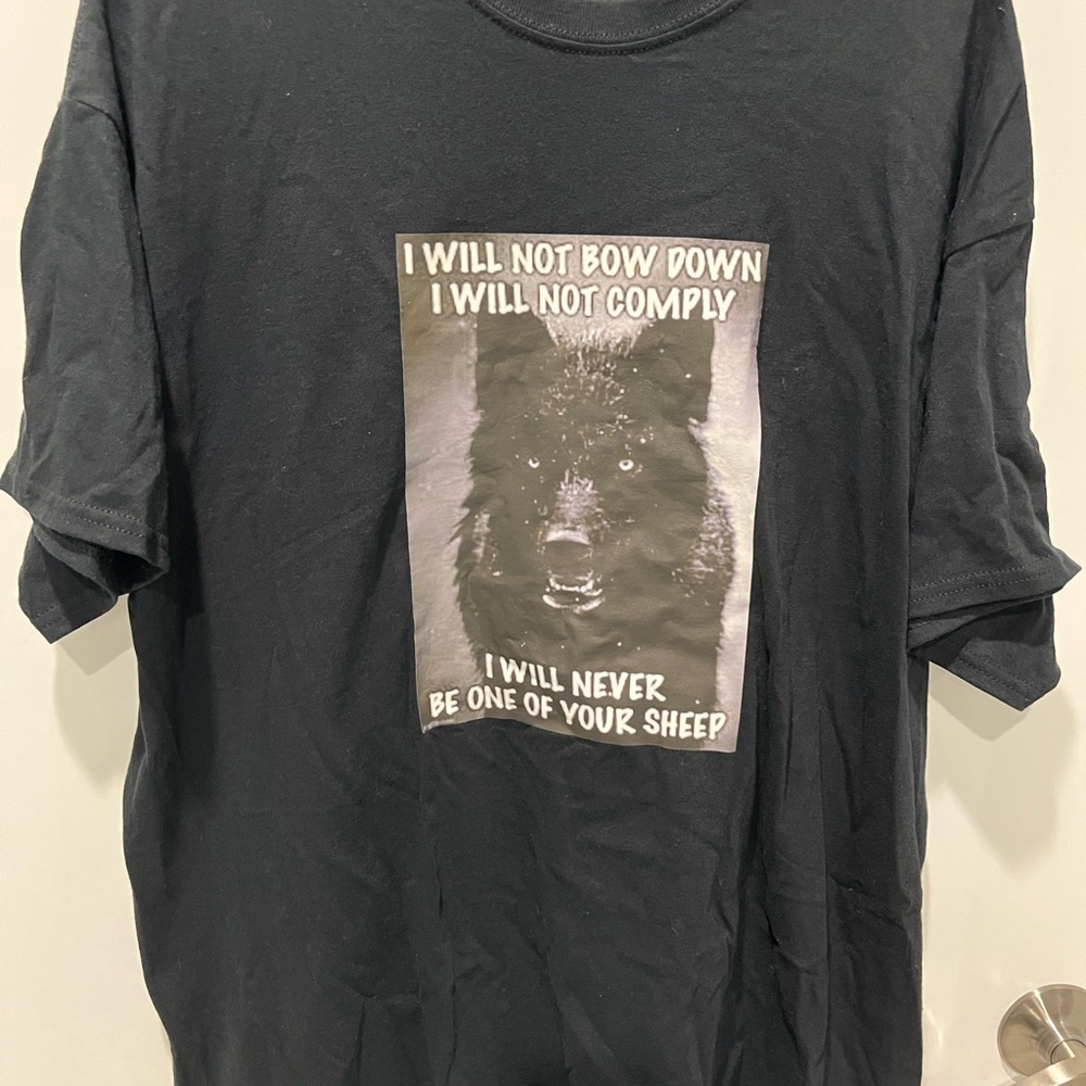 Gildan Black Tee with Wolf and Text Graphic